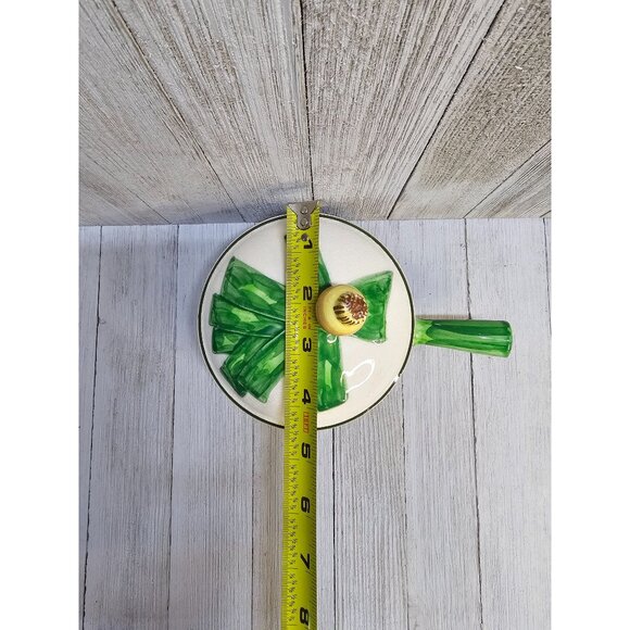 Vtg Ceramic Bowls with Handle and Lids Leek Design Set Of 2 - Made in Luxembourg - Picture 7 of 7